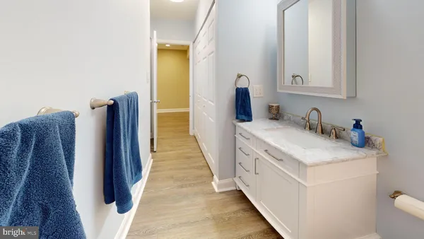 $269,900 | 115 East Kings Highway, Unit 325, Maple Shade, NJ 08052