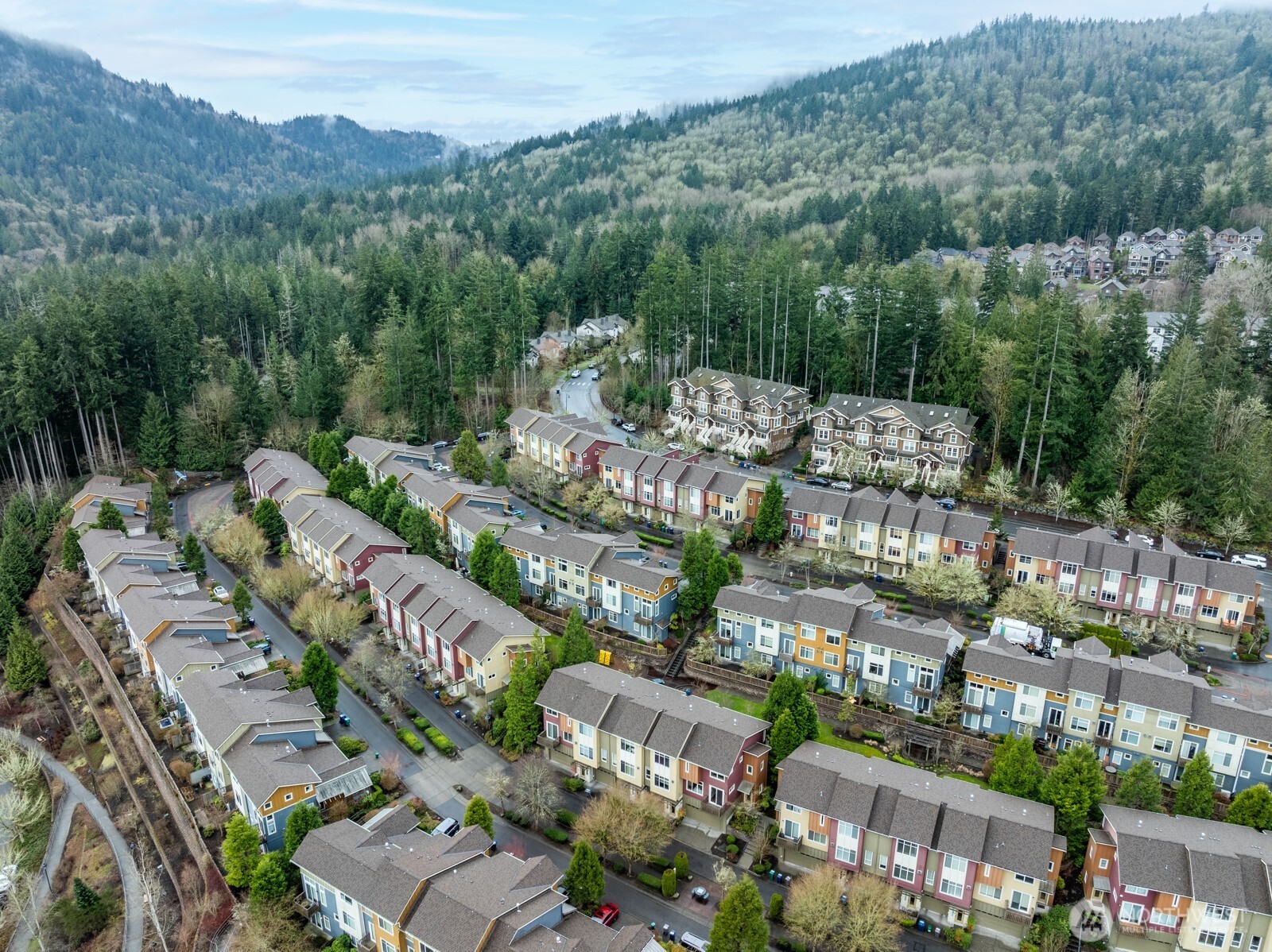 133 Cougar Ridge Road Northwest, Unit 1405 Issaquah, WA 98027 - Photo 28 of 30 a view of a city