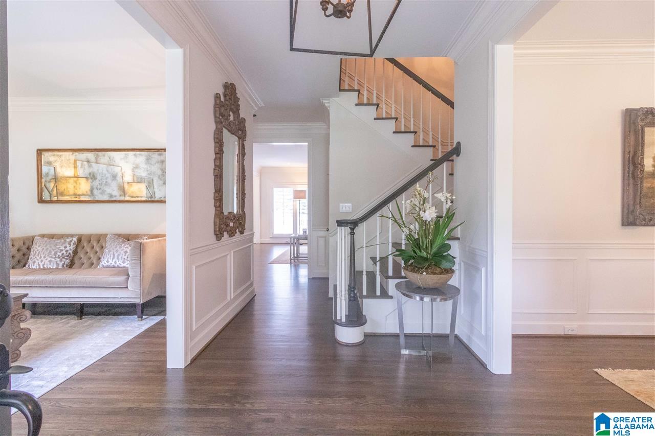 1052 Greymoor Road Birmingham, AL 35242 - Photo 2 of 35