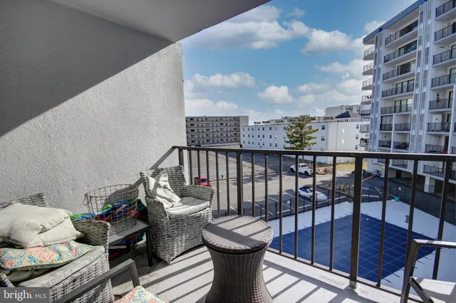 $290,000 | 13400 Coastal Highway, Unit N402, Ocean City, MD 21842