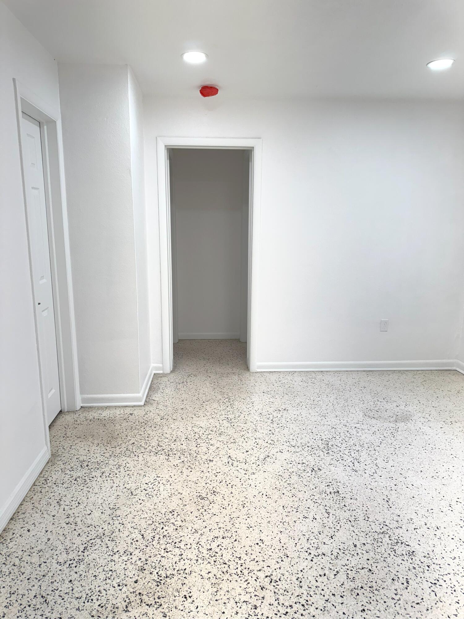 225 Southwest 2nd Street, Unit 1 Belle Glade, FL 33430 - Photo 5 of 11 Living4