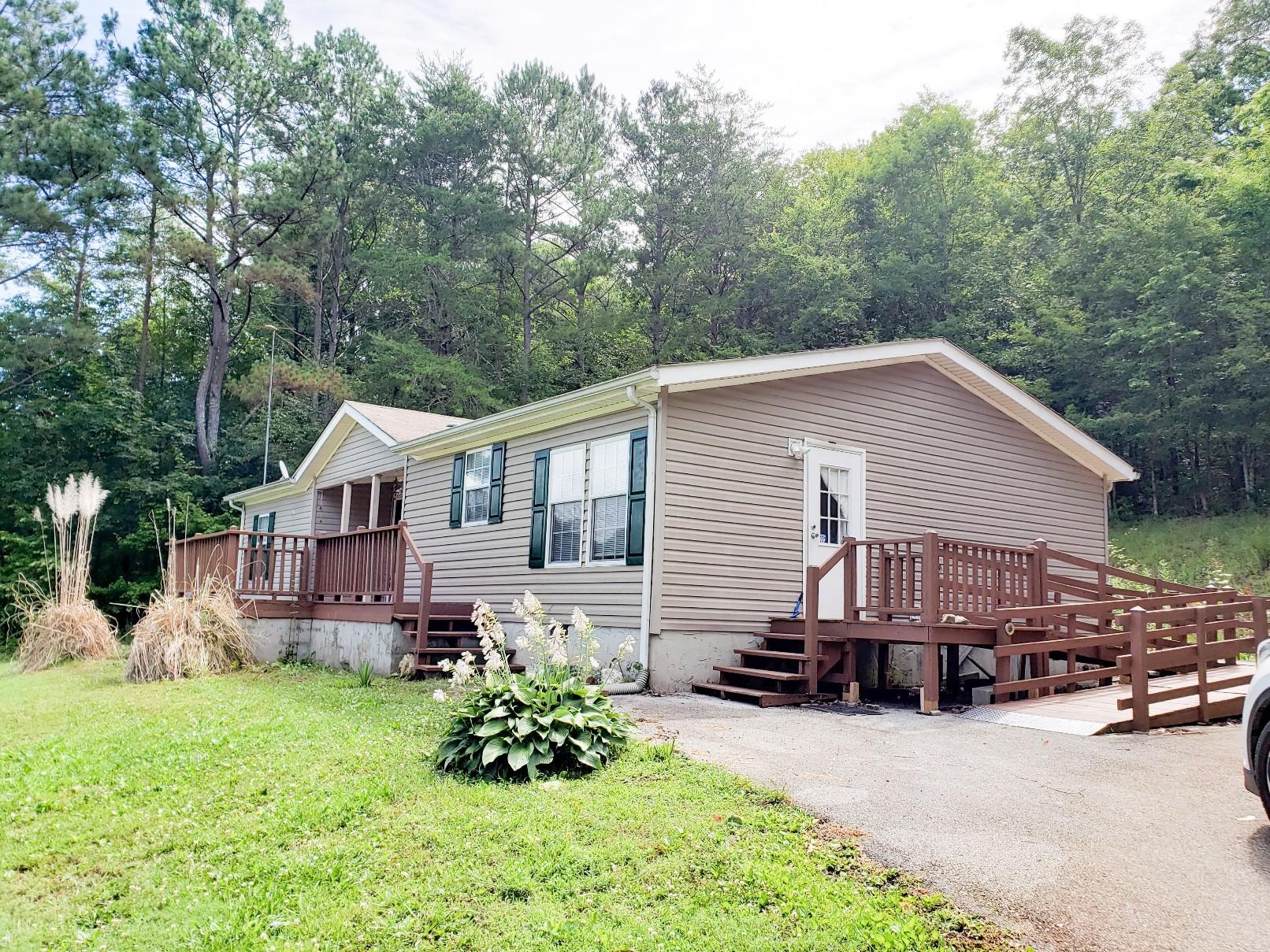3200 Wasson Road Ten Mile, TN 37880 - Photo 2 of 28 PSX_20200624_200802_copy_1612x1209