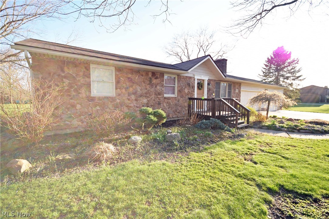 1362 West Comet Road Clinton, OH 44216 - Photo 3 of 35 Gallery Image 3