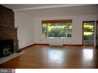 4432 Lehnenberg Road Riegelsville, PA 18077 - Photo 2 of 6