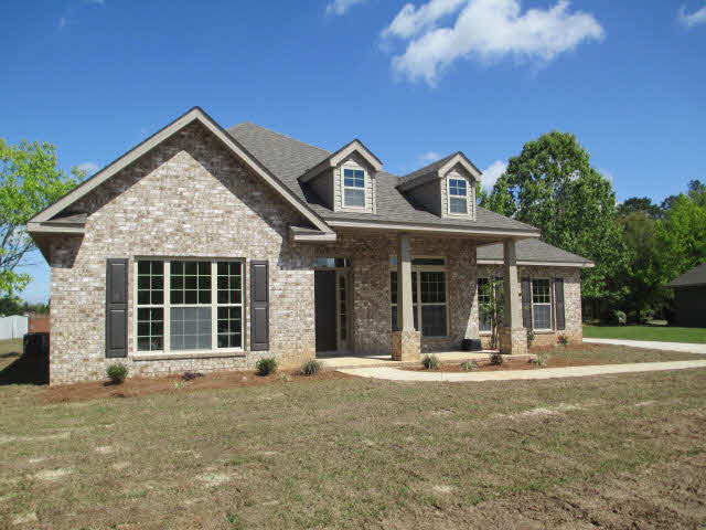 209 Oxford Way Foley, AL 36535 - Photo 1 of 1