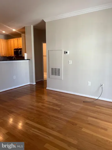 $2,100 | 2465 Army Navy Drive, Unit 1310, Arlington, VA 22206