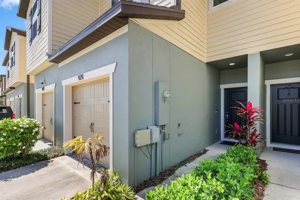 $1,995 | 9211 Hillcroft Drive, Riverview, FL 33578
