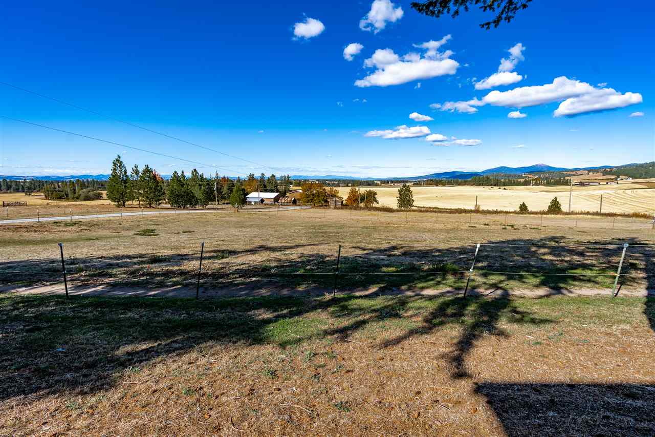 15310 East Lincoln Road Spokane, WA 99217 - Photo 2 of 20