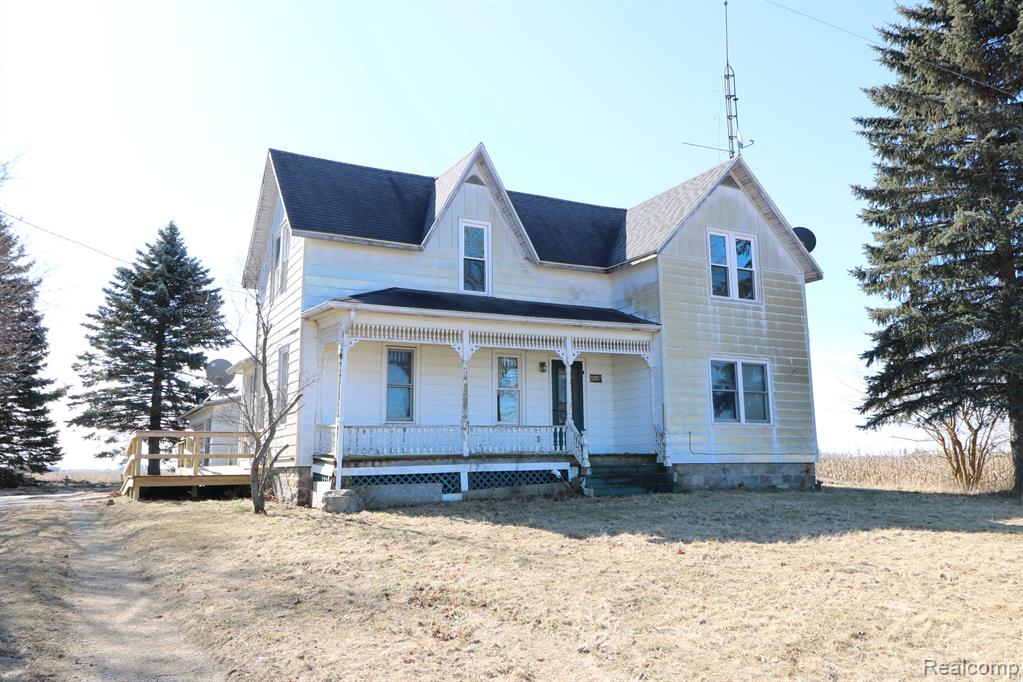 6237 Cochrane Road Marlette, MI 48453 - Photo 1 of 12