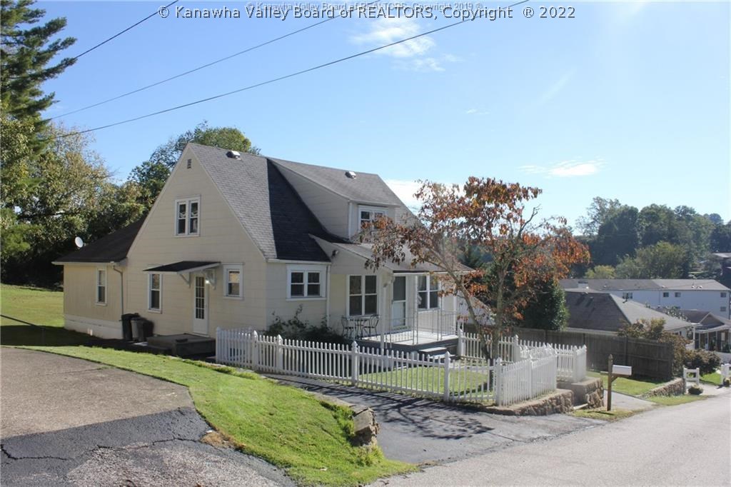 146 Stricker Road Charleston, WV 25314 - Photo 4 of 30 Gallery Image 4