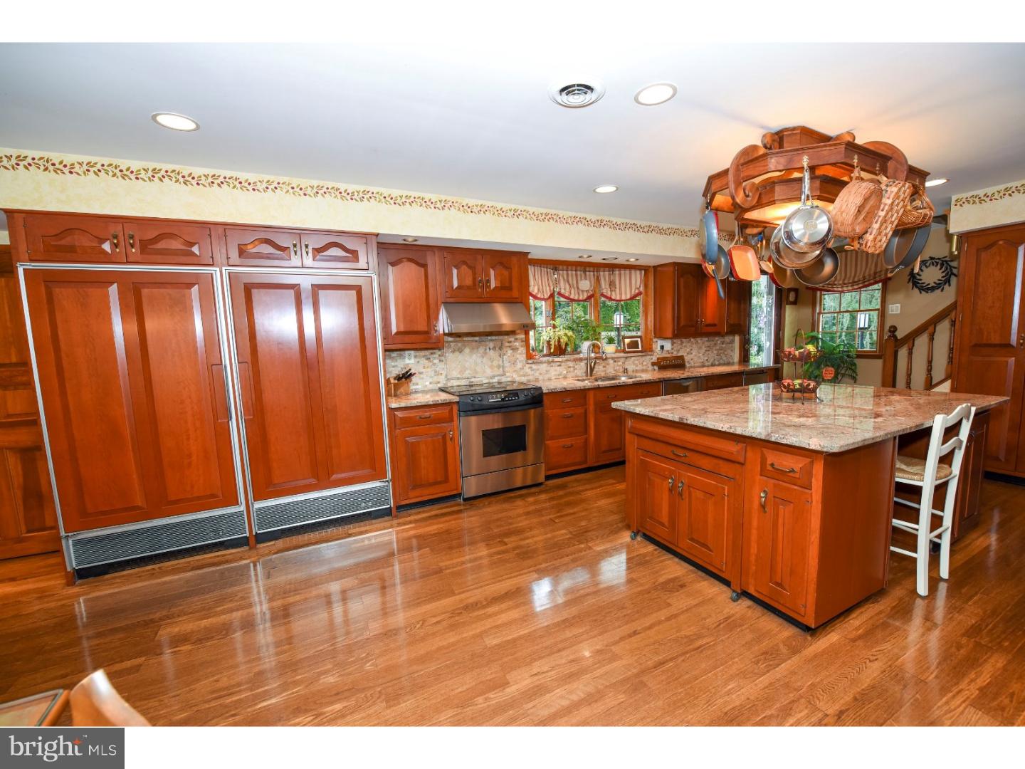 2318 Stahl Road Huntingdon Valley, PA 19006 - Photo 11 of 25 Kitchen