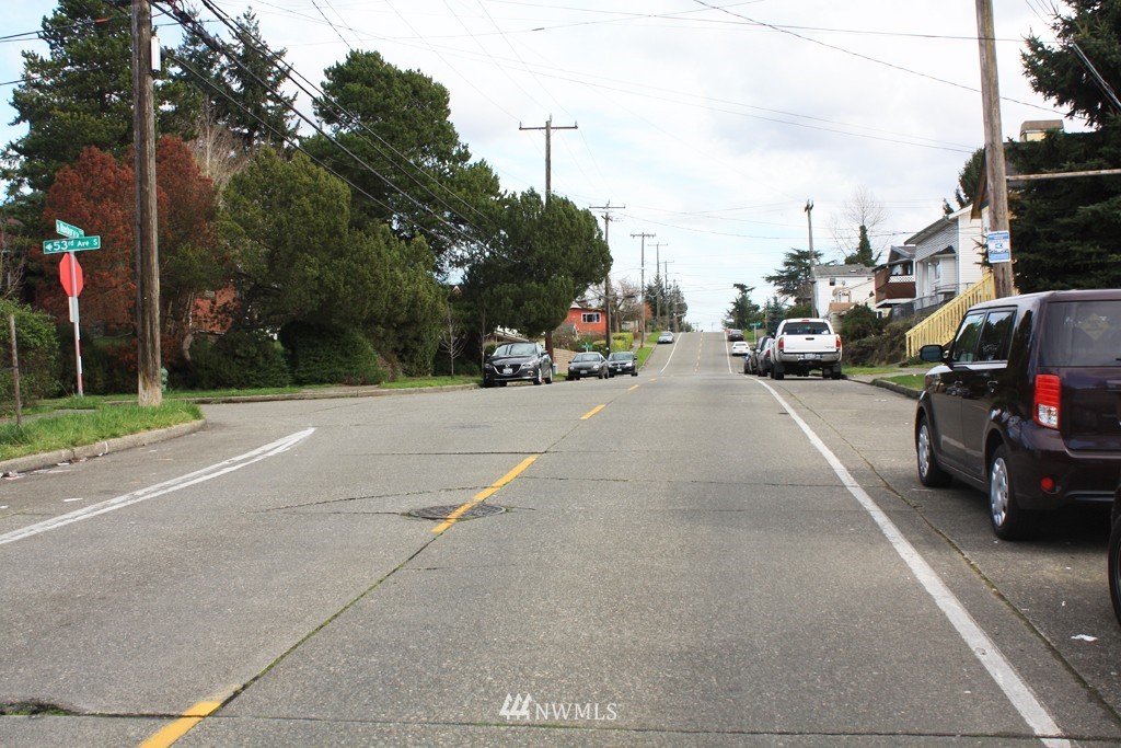 5221 South Roxbury Street Seattle, WA 98118 - Photo 10 of 10 Gallery Image 10