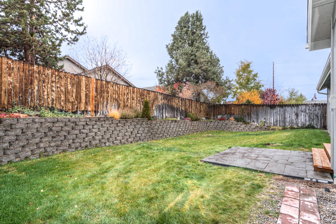 839 Northeast Mason Road Bend, OR 97701 - Photo 19 of 21 Mason Rd NE 839 Web (23 of 26)