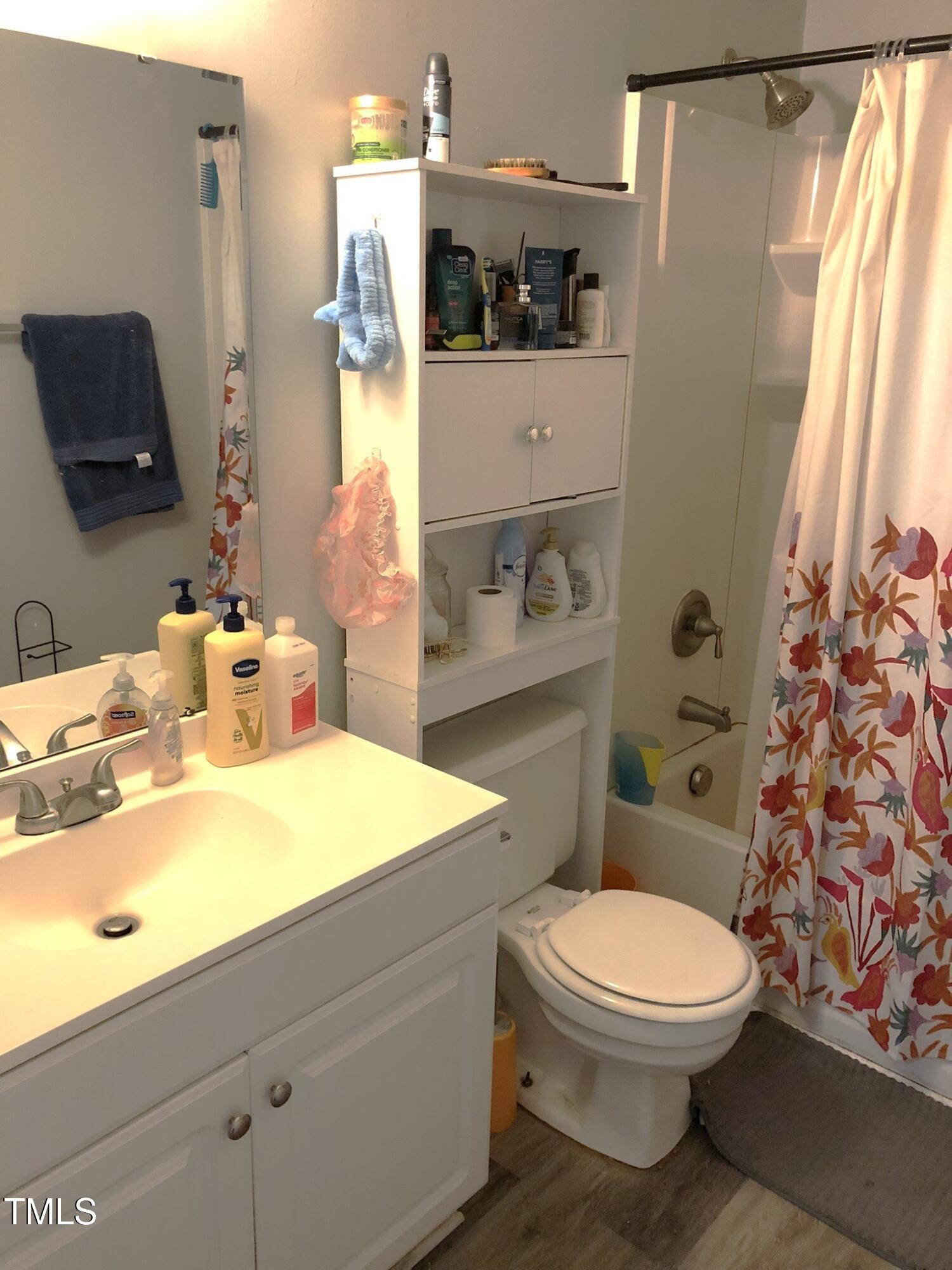 5320 Wayne Street Raleigh, NC 27606 - Photo 11 of 23 11- Unit A main bathroom