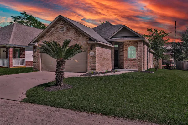 $1,898 | 106 Snug Harbor Drive, Conroe, TX 77356