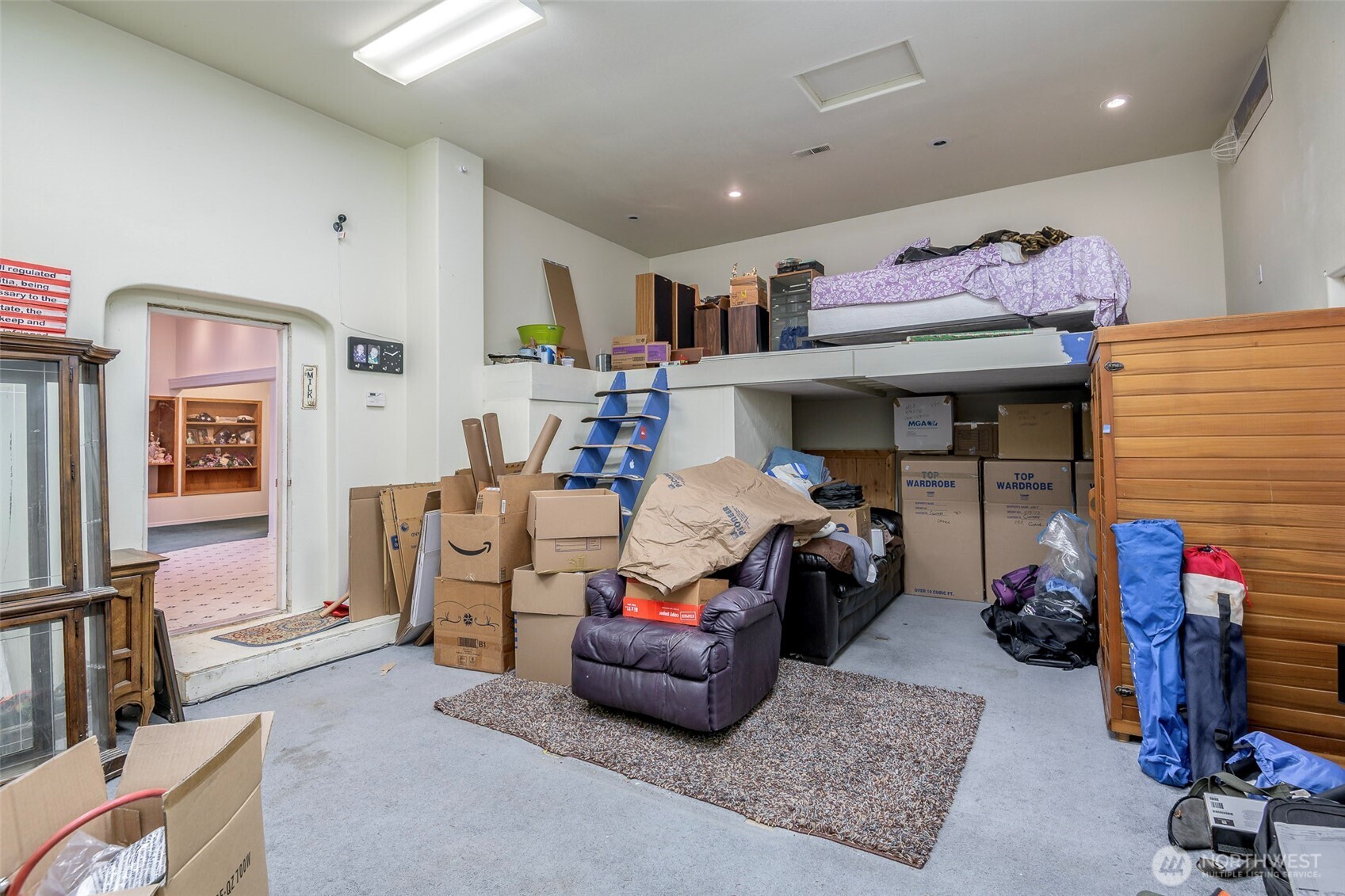 4048 Southeast Horstman Road Port Orchard, WA 98366 - Photo 12 of 40 a living room with furniture and a mirror