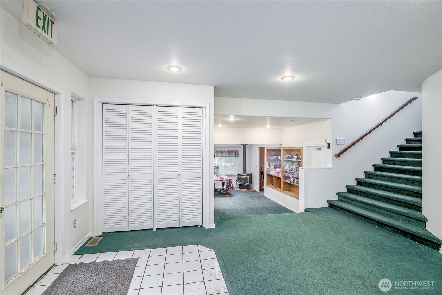 4048 Southeast Horstman Road Port Orchard, WA 98366 - Photo 2 of 40 a view of a livingroom with entryway & stairs