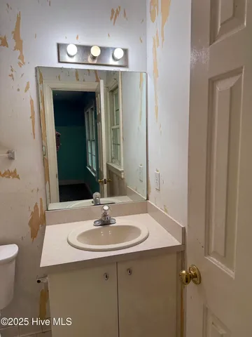 $475,000 | 2602 Linden Lane Northwest, Wilson, NC 27896