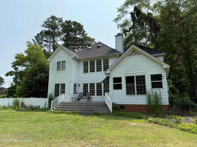 $475,000 | 2602 Linden Lane Northwest, Wilson, NC 27896