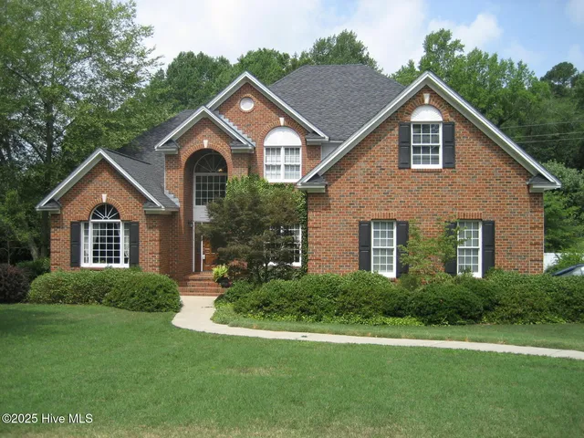 $475,000 | 2602 Linden Lane Northwest, Wilson, NC 27896