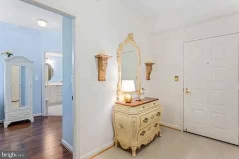 $535,000 | 19350 Magnolia Grove Square, Unit 406, Leesburg, VA 20176