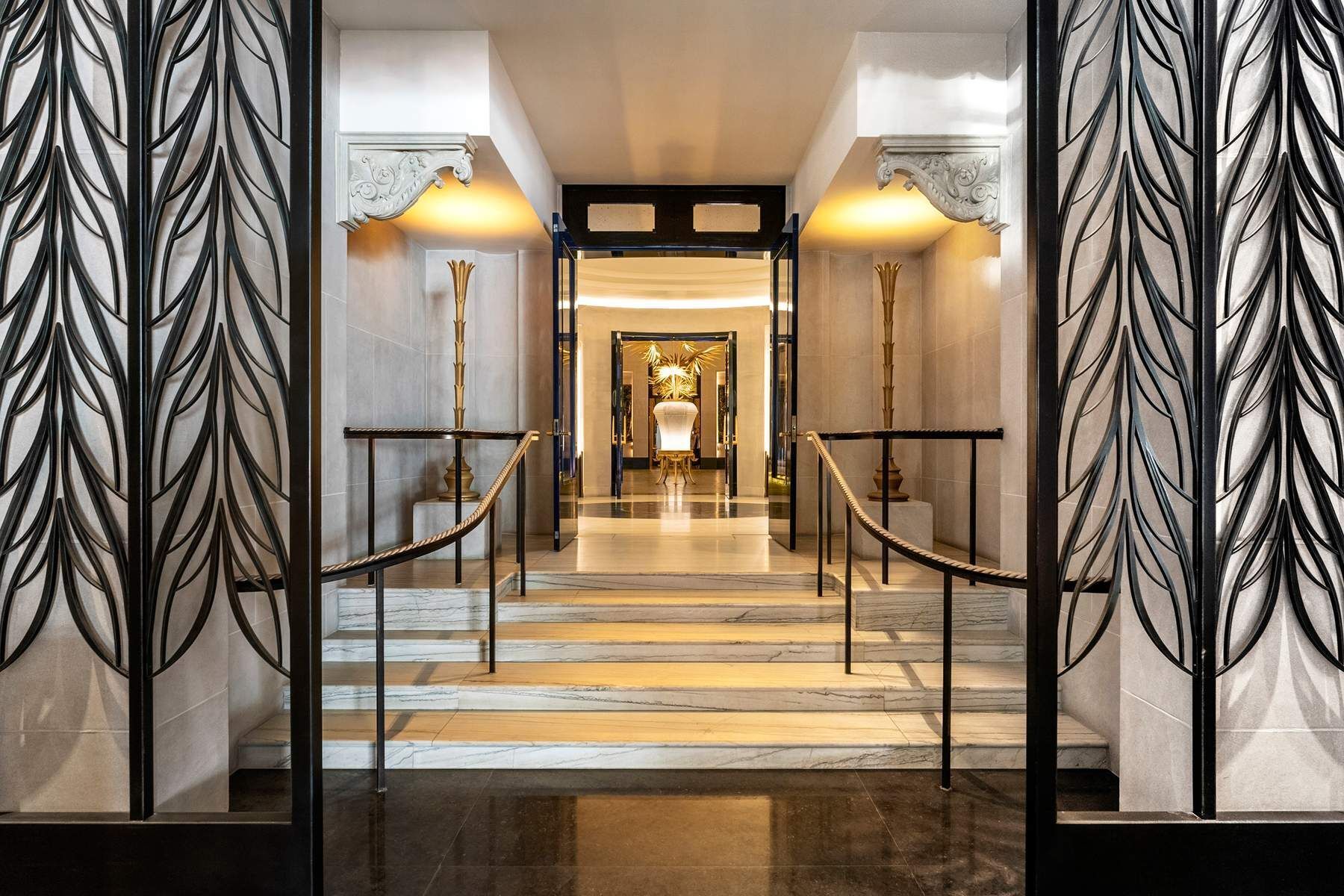 111 West 57th Street, Unit PH76 Manhattan, NY 10019 - Photo 23 of 40 a view of entryway and hall with wooden floor