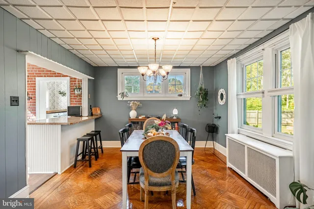 $425,000 | 915 West Chester Pike, West Chester, PA 19380