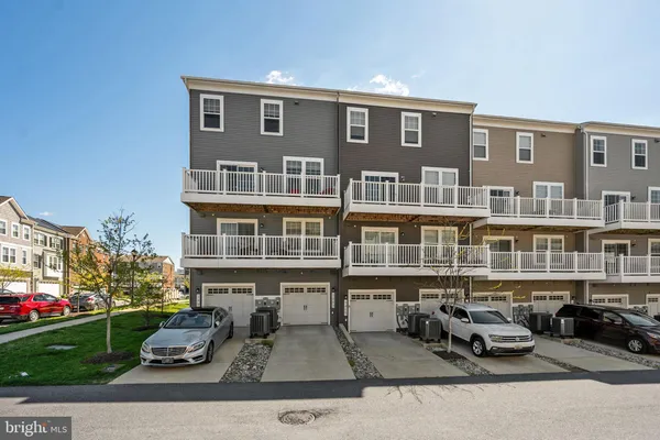 $490,000 | 3803 Richmond Run, Unit 132, Upper Marlboro, MD 20772