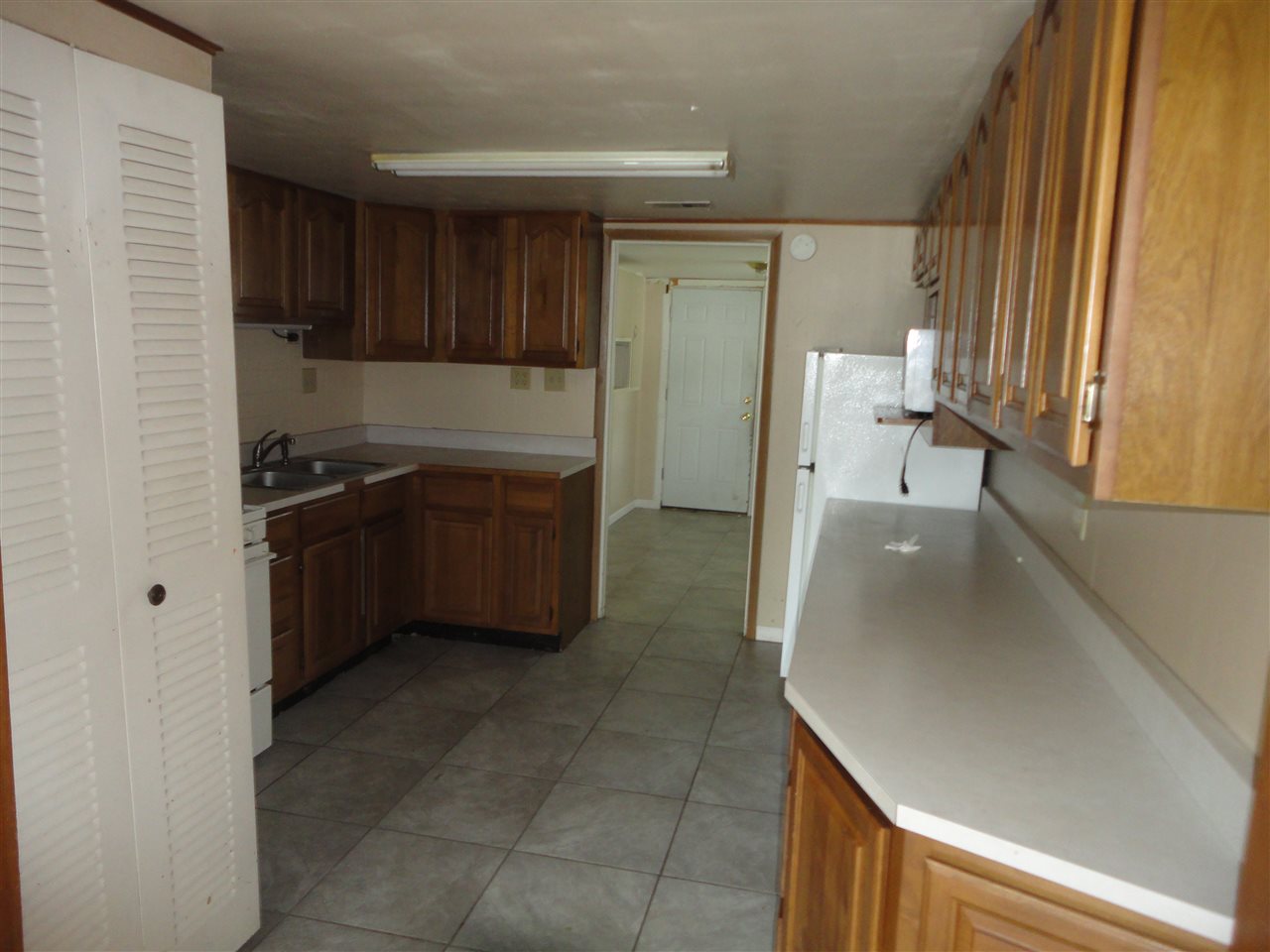 928 Greenwich Road Lafayette, IN 47905 - Photo 12 of 25 Gallery Image 12