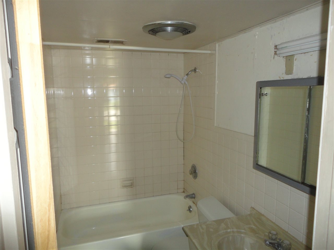 928 Greenwich Road Lafayette, IN 47905 - Photo 17 of 25 Gallery Image 17