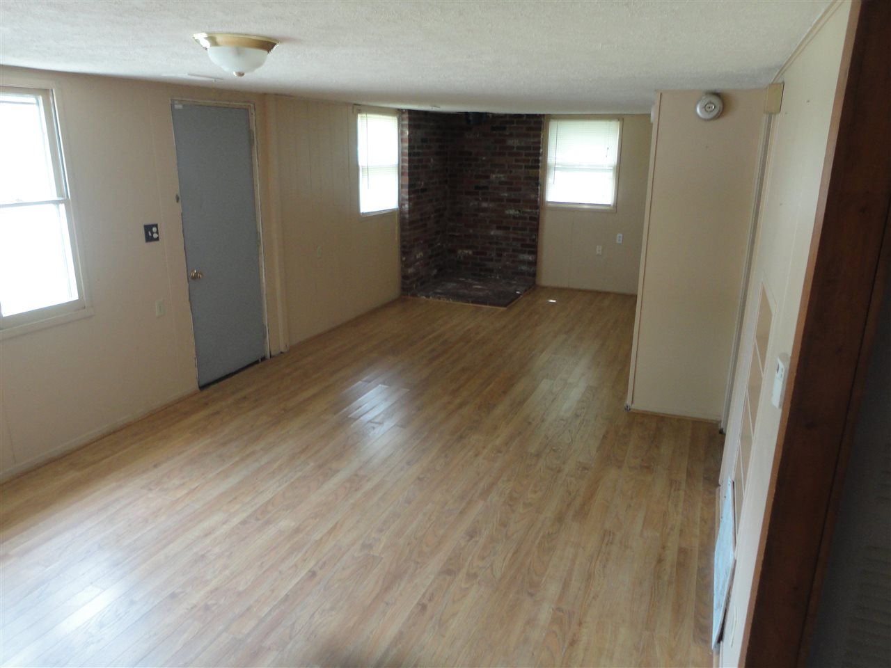 928 Greenwich Road Lafayette, IN 47905 - Photo 9 of 25 Gallery Image 9