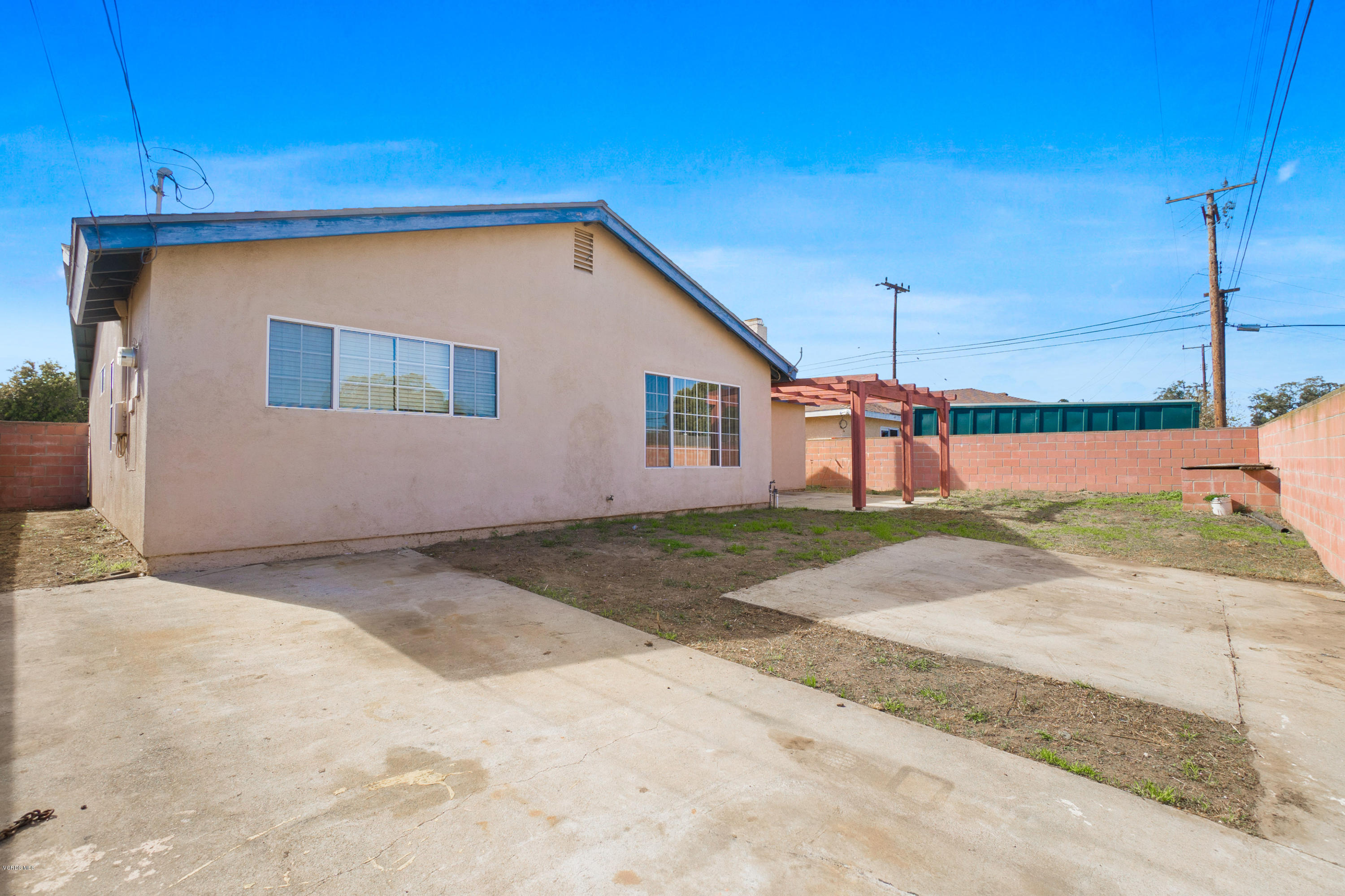 4530 Reeder Avenue Oxnard, CA 93033 - Photo 13 of 15 037_copy