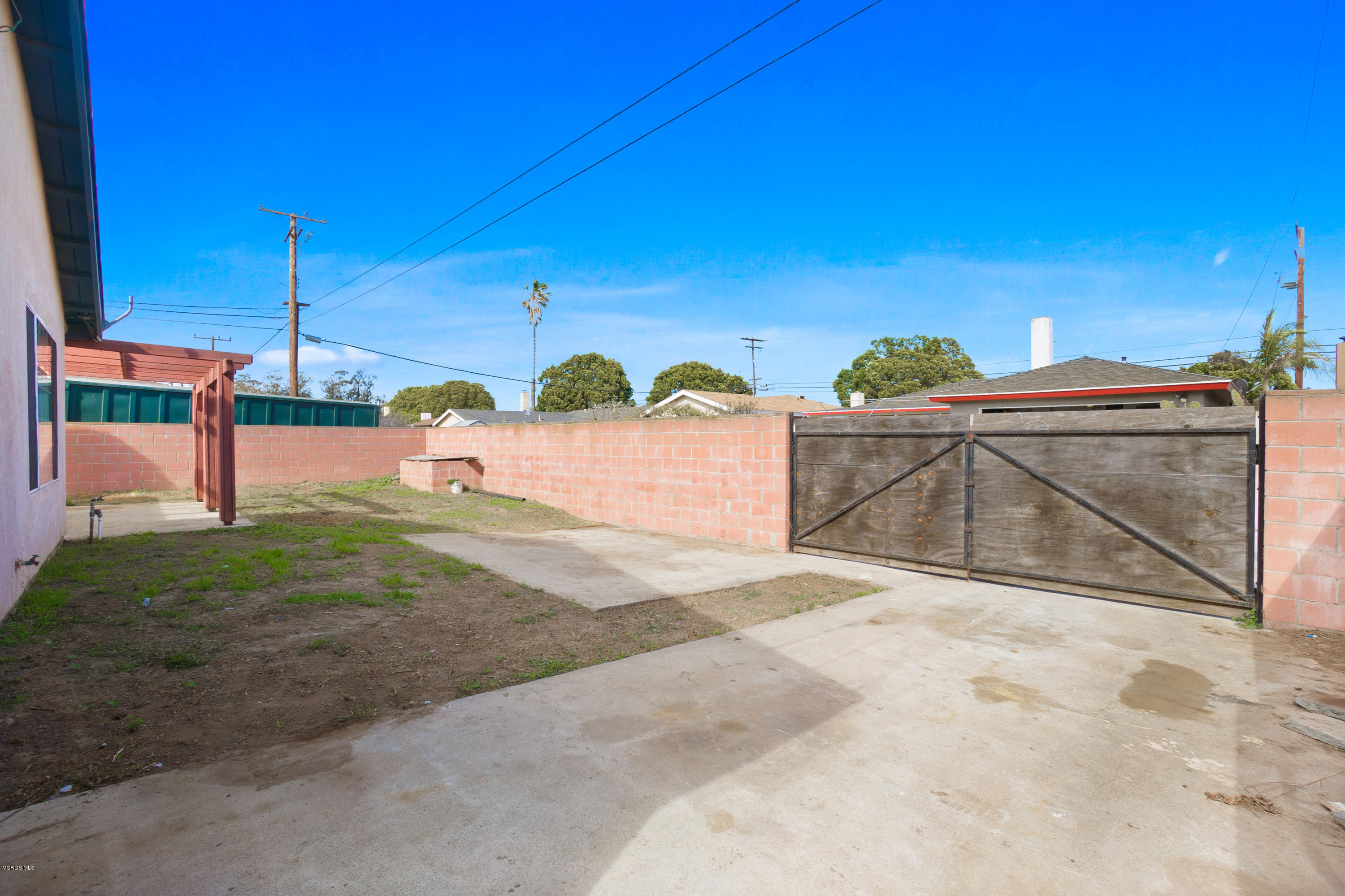 4530 Reeder Avenue Oxnard, CA 93033 - Photo 14 of 15 040_copy