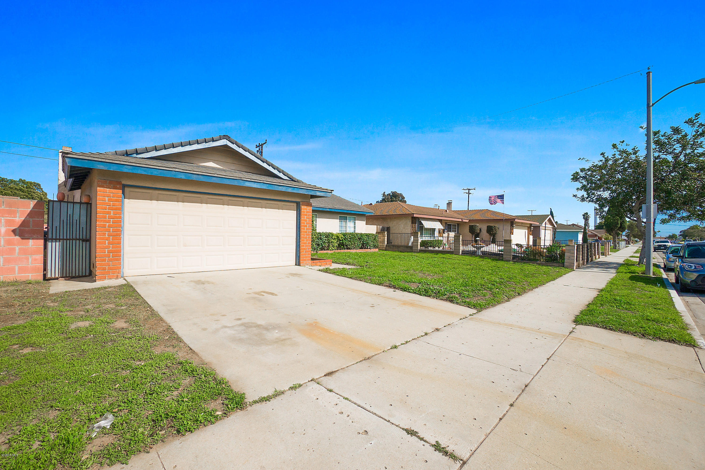 4530 Reeder Avenue Oxnard, CA 93033 - Photo 3 of 15 007_copy