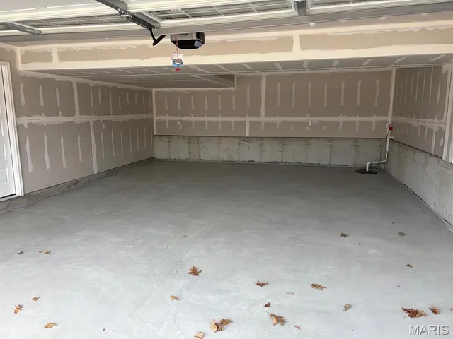 $2,000 | 1160 Marathon Drive, Foristell, MO 63348