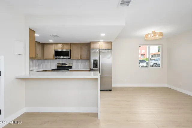 $214,995 | 4760 East Moreland Street, Phoenix, AZ 85008