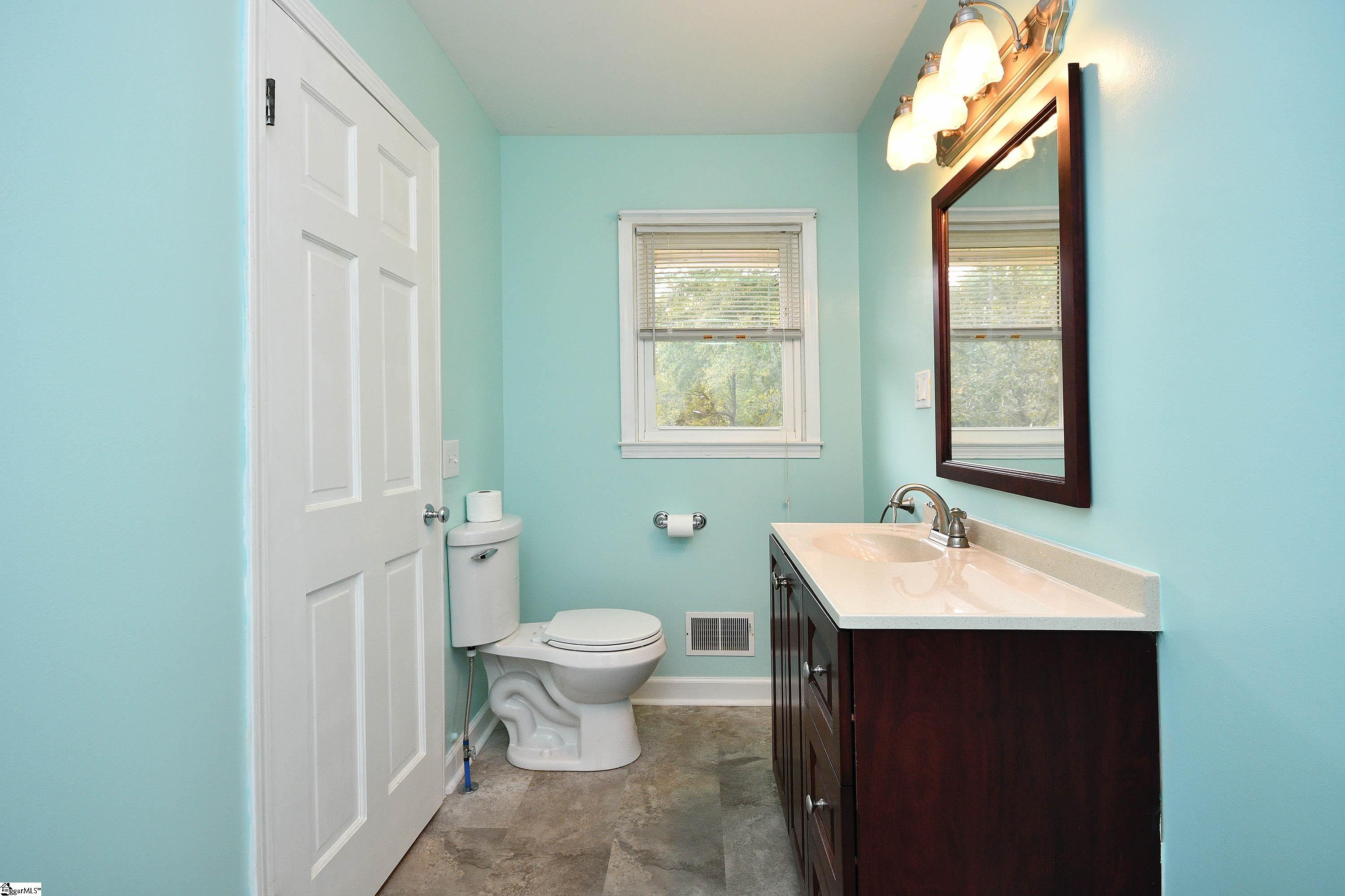 817 Rice Road Easley, SC 29640 - Photo 17 of 36