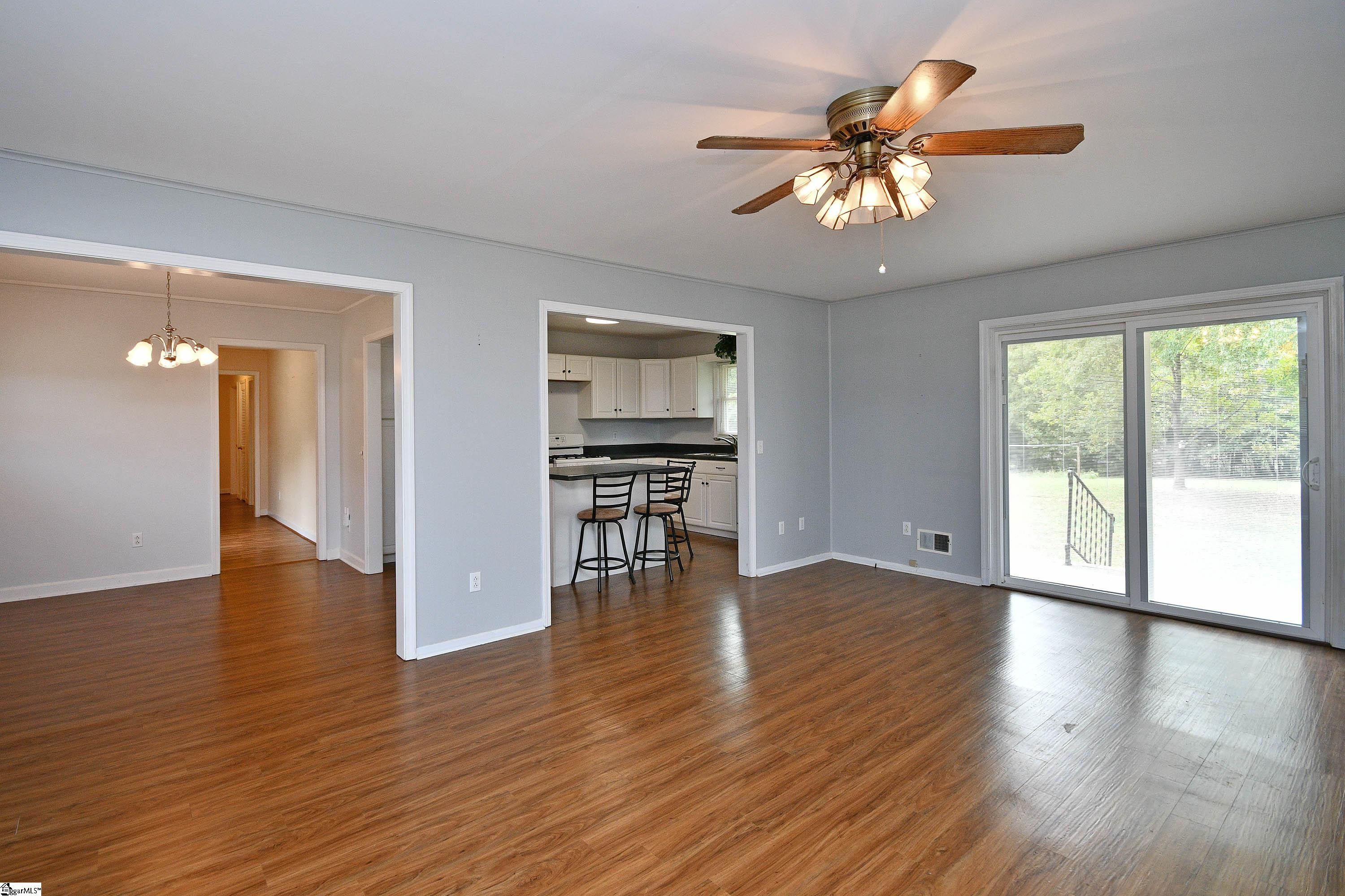 817 Rice Road Easley, SC 29640 - Photo 4 of 36