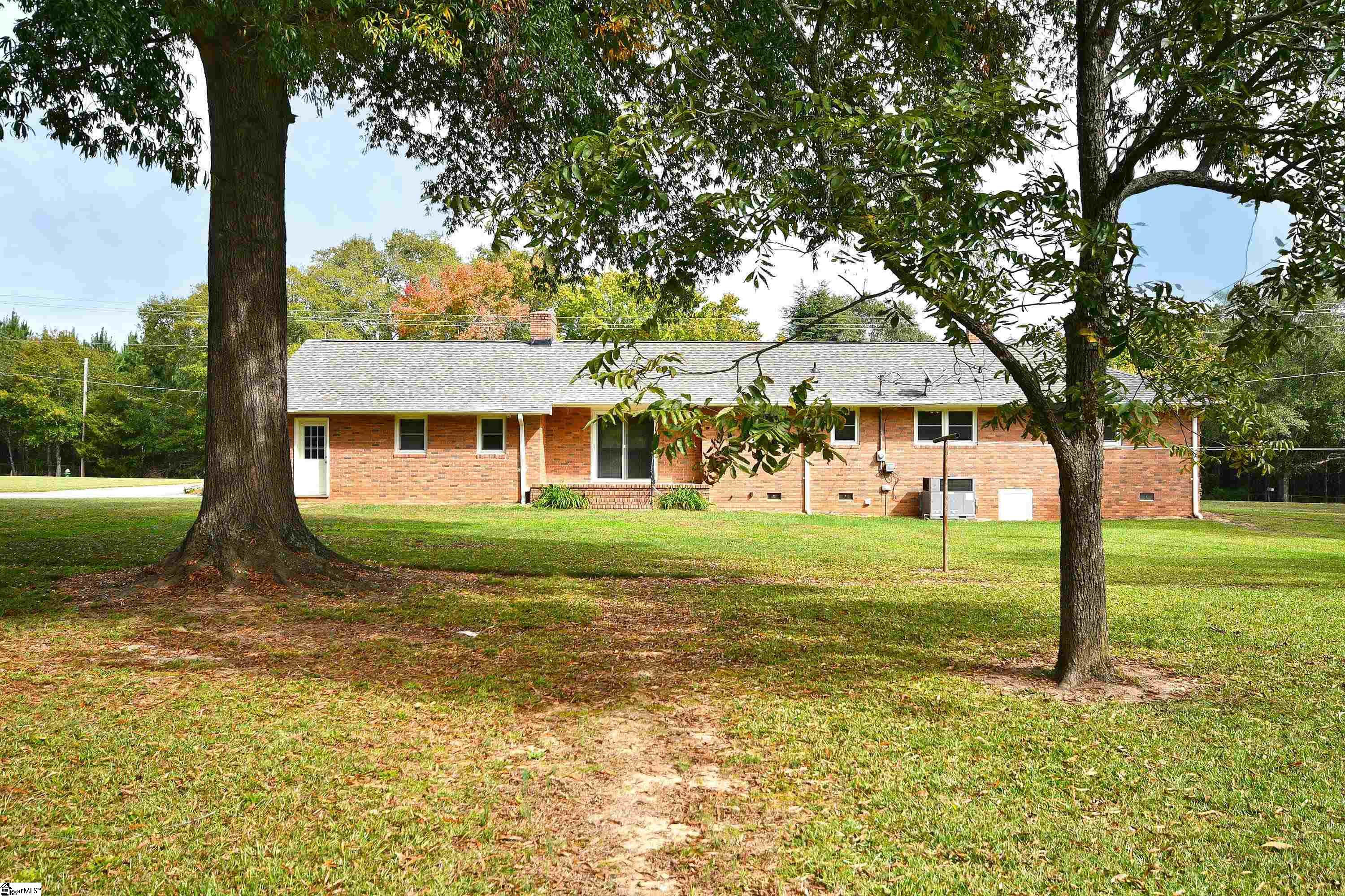 817 Rice Road Easley, SC 29640 - Photo 32 of 36