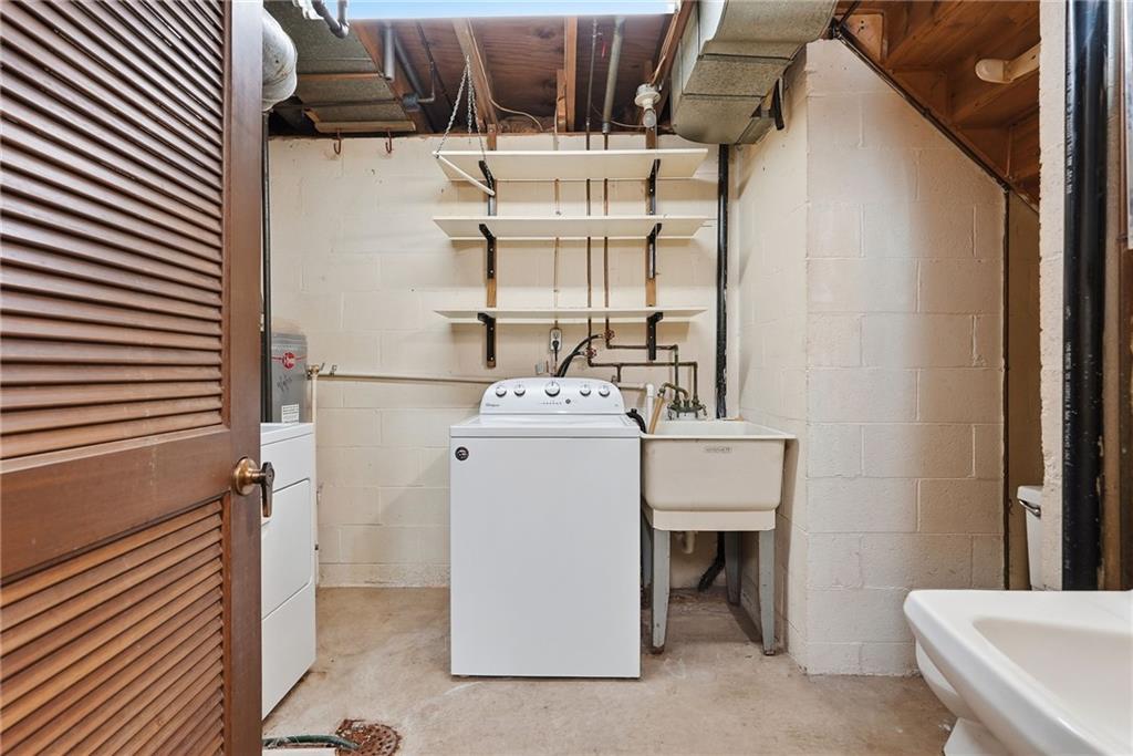 149 Reed Drive Clairton, PA 15025 - Photo 30 of 43 Gallery Image 30