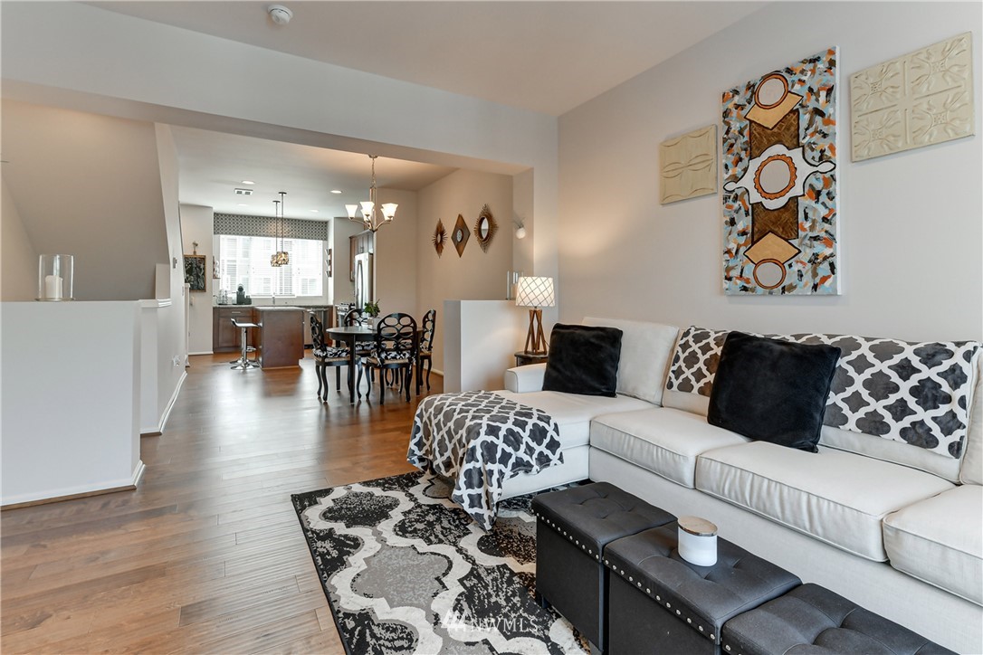 3337 30th Drive Everett, WA 98201 - Photo 13 of 28 a living room with furniture and wooden floor