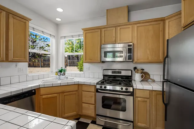 $450,000 | 343 Field Stone Drive, Murphys, CA 95247