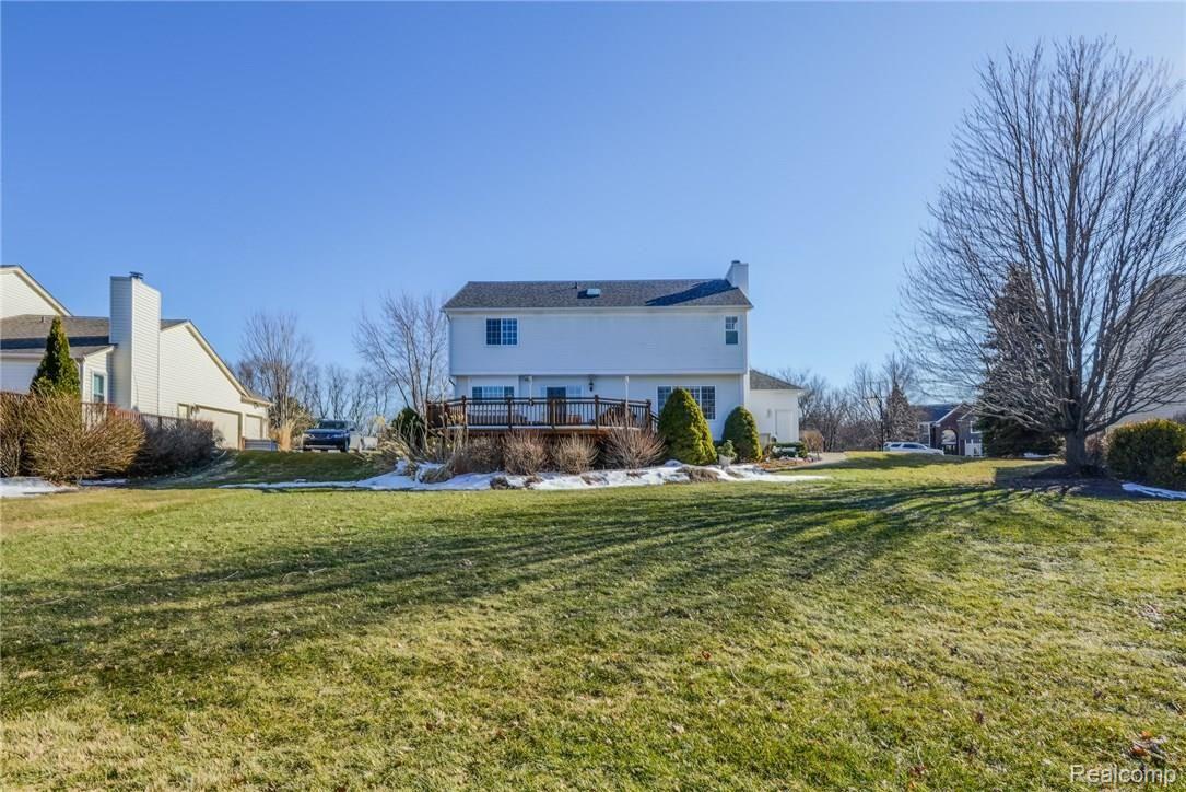 930 Ridgeview Circle Lake Orion, MI 48362 - Photo 32 of 36 CNG_2232Blended.jpg