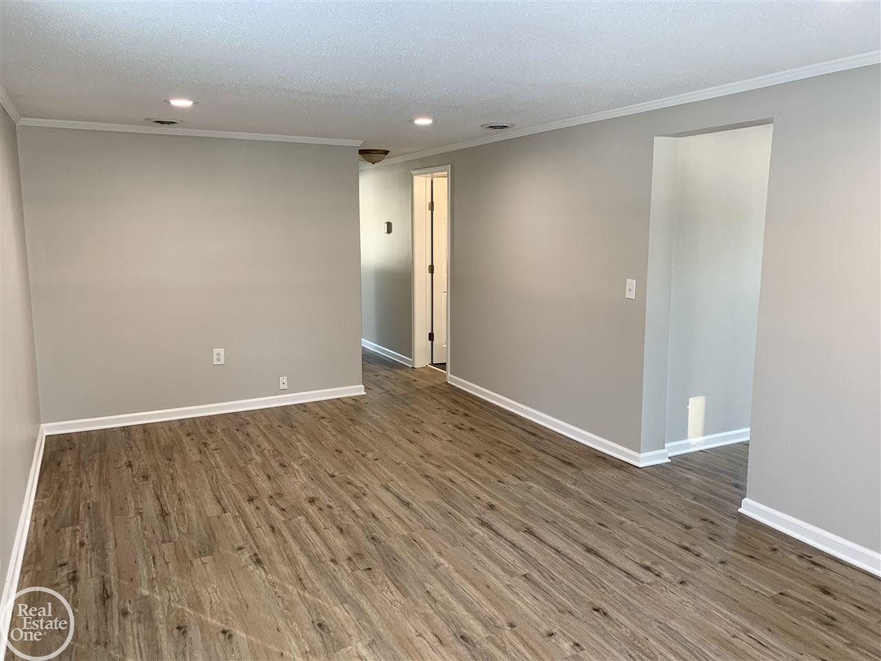 4124 Atkins Road Port Huron, MI 48060 - Photo 6 of 19 50061658-5.JPG