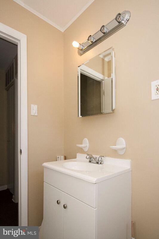8601 Lucerne Road Randallstown, MD 21133 - Photo 12 of 14 Bath