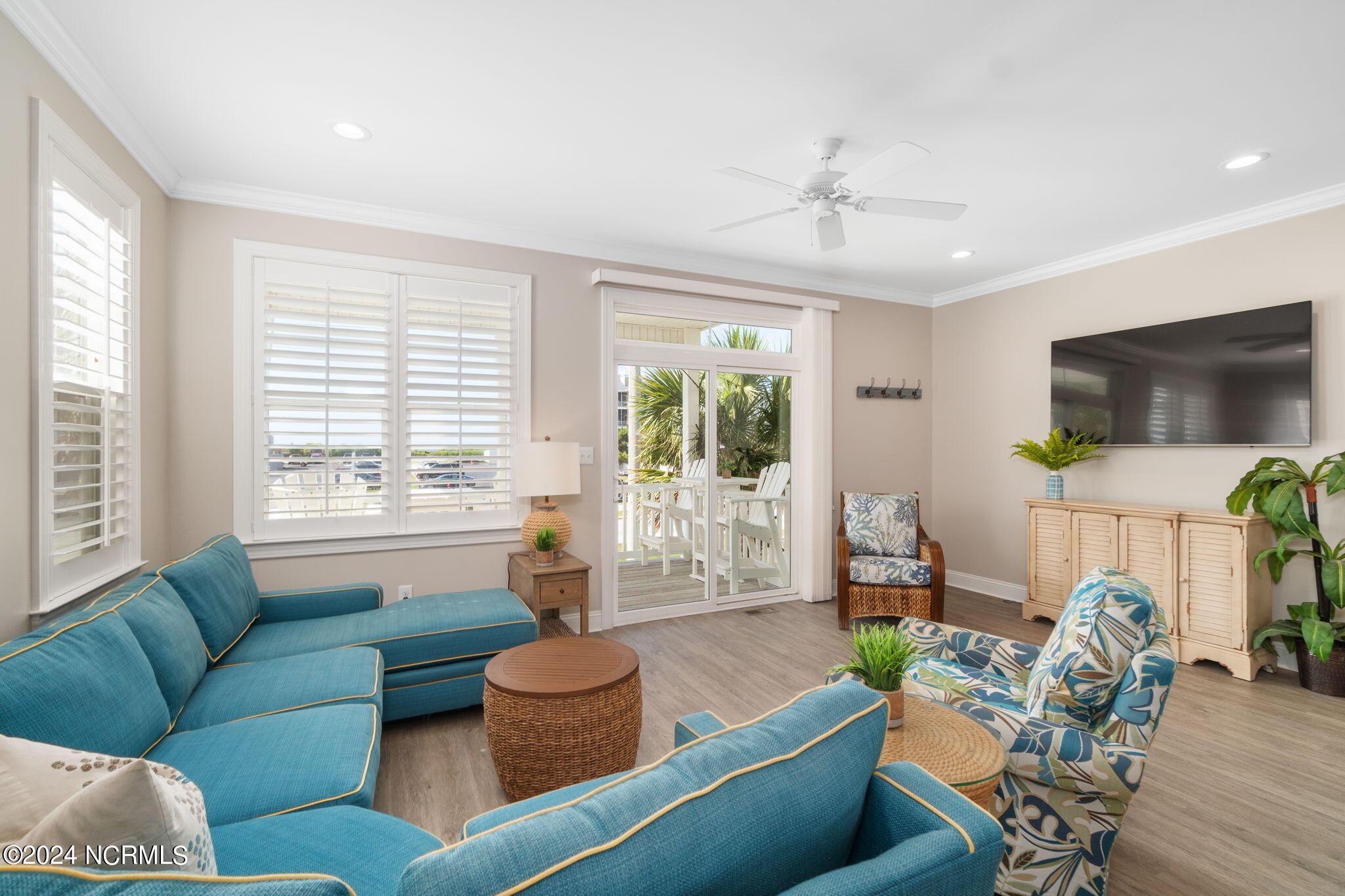 2800 West Fort Macon Road, Unit 16 Atlantic Beach, NC 28512 - Photo 11 of 62 Open concept living room