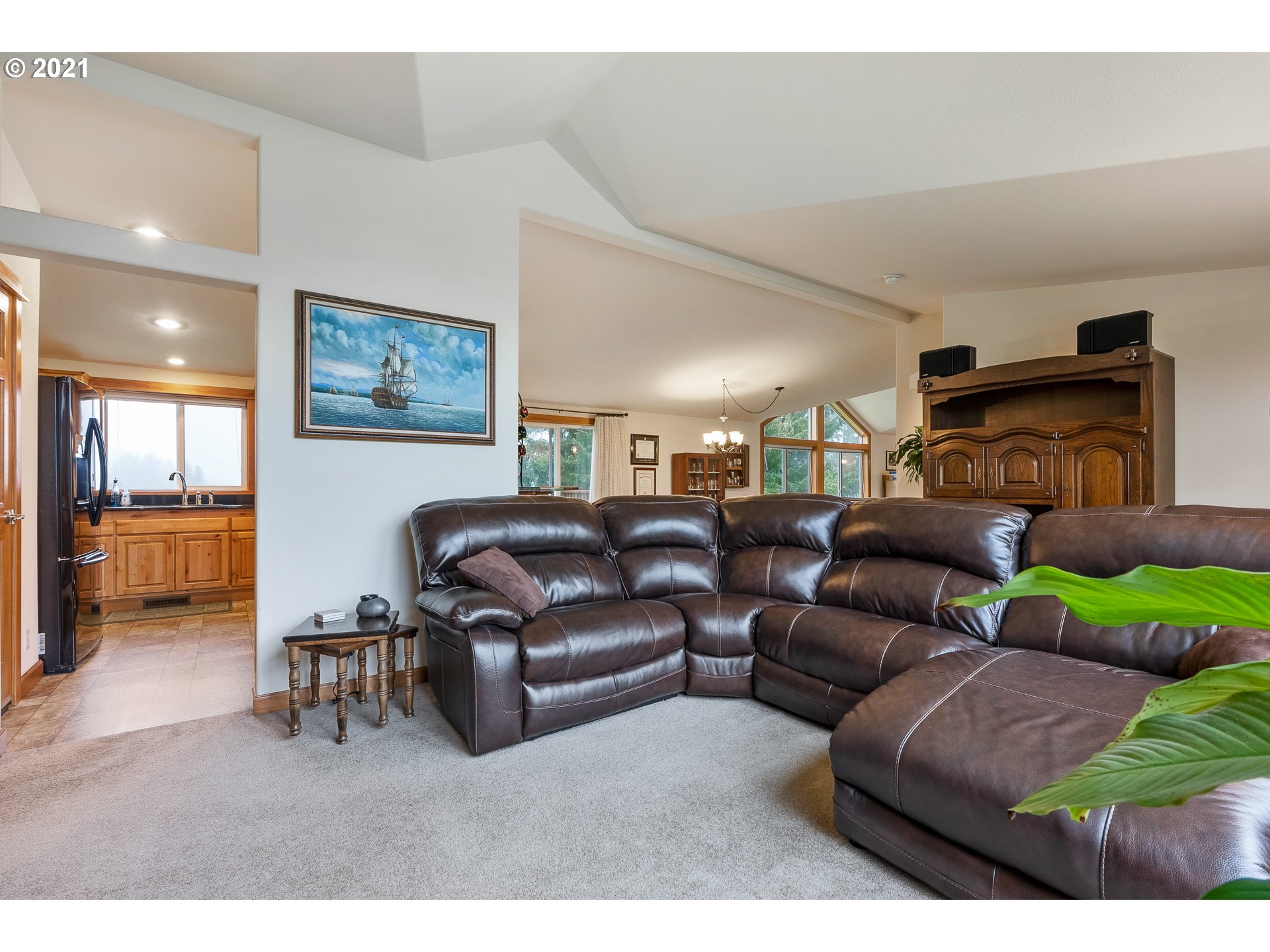 21605 Northeast Hidden Springs Road Dundee, OR 97115 - Photo 14 of 31 Gallery Image 14