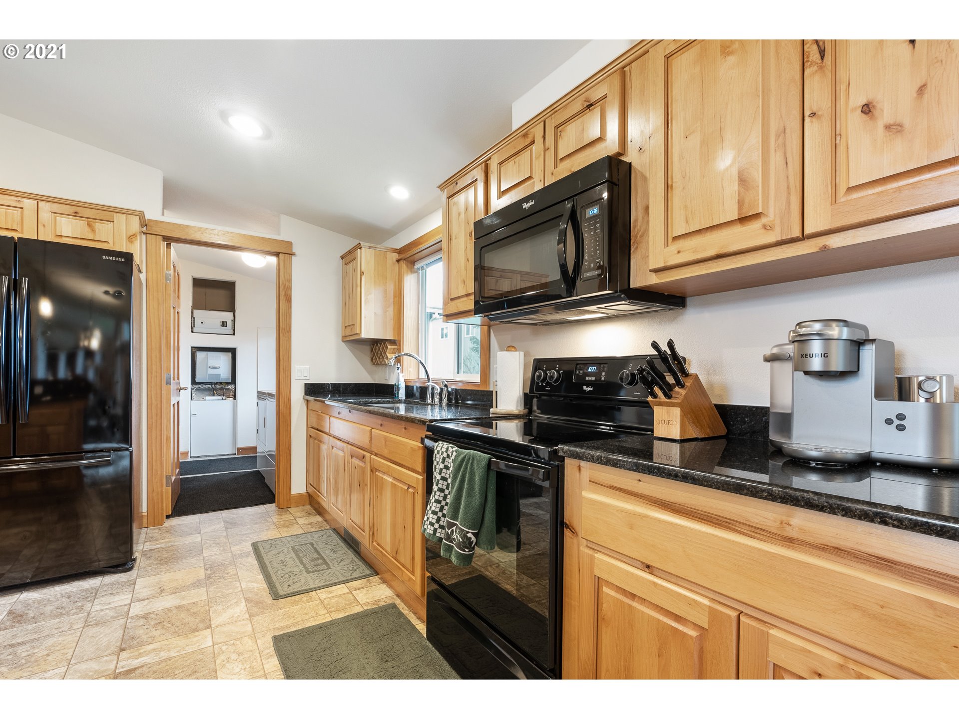 21605 Northeast Hidden Springs Road Dundee, OR 97115 - Photo 20 of 31 Gallery Image 20