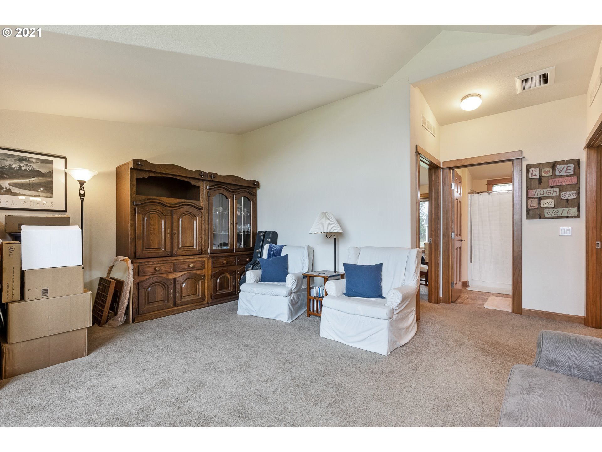 21605 Northeast Hidden Springs Road Dundee, OR 97115 - Photo 22 of 31 Gallery Image 22