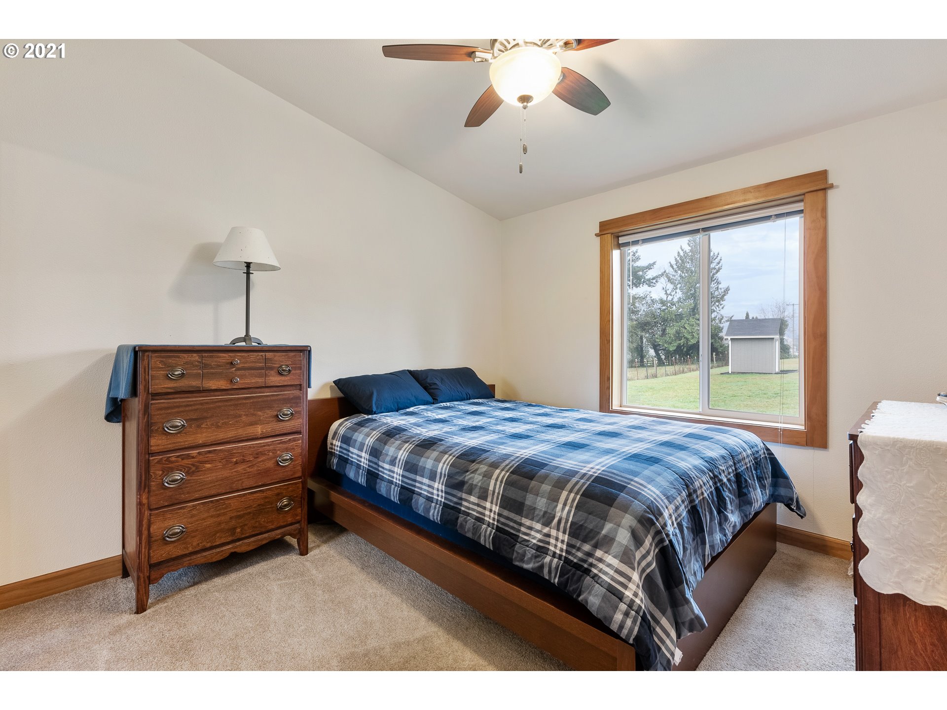 21605 Northeast Hidden Springs Road Dundee, OR 97115 - Photo 28 of 31 Gallery Image 28